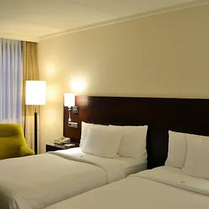 https://courtyard-duesseldorf-seestern.dusseldorf-hotel.net